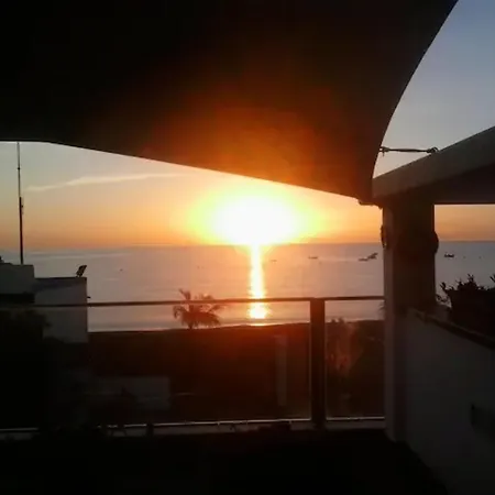 Apartamento Con Encanto En La Playa Frente Al Mar 